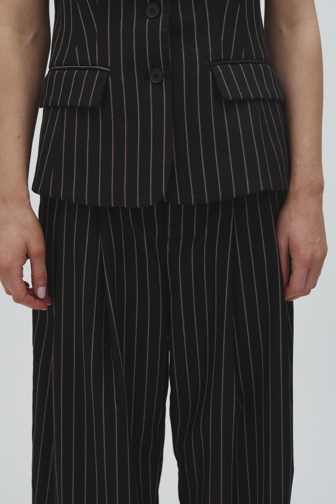 MbyM - Emeli-M 74731437 - Y85 - Black Brown Pinstripe Bukser 