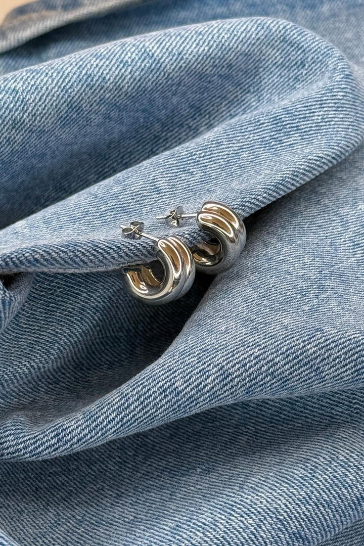 Mellow Moon - Iris Ørering - Forsølvet Øreringe 