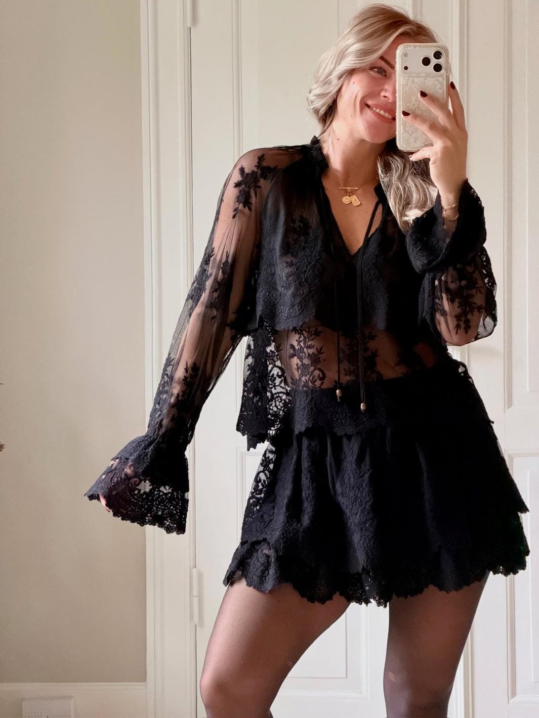 Molly&My X Melanie Due - Rikke V Lace Blouse 167319 - 100 - Black Bluser 