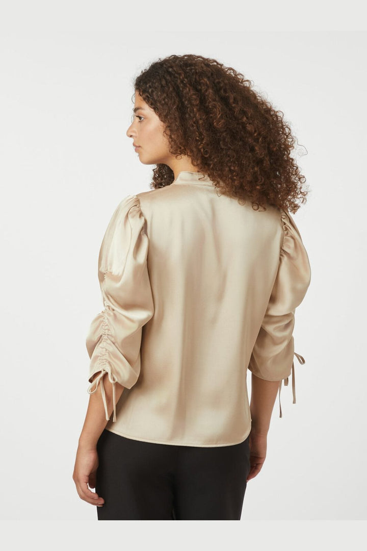 Neo Noir - Alvira Drapy Satin Blouse 166542 - 720 - Champagne