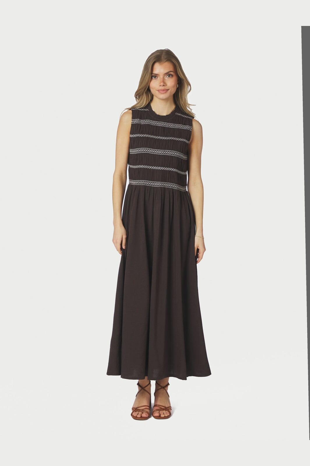 Neo Noir - Atika Deco Smock Dress 166105 - 676 - Dark Brown