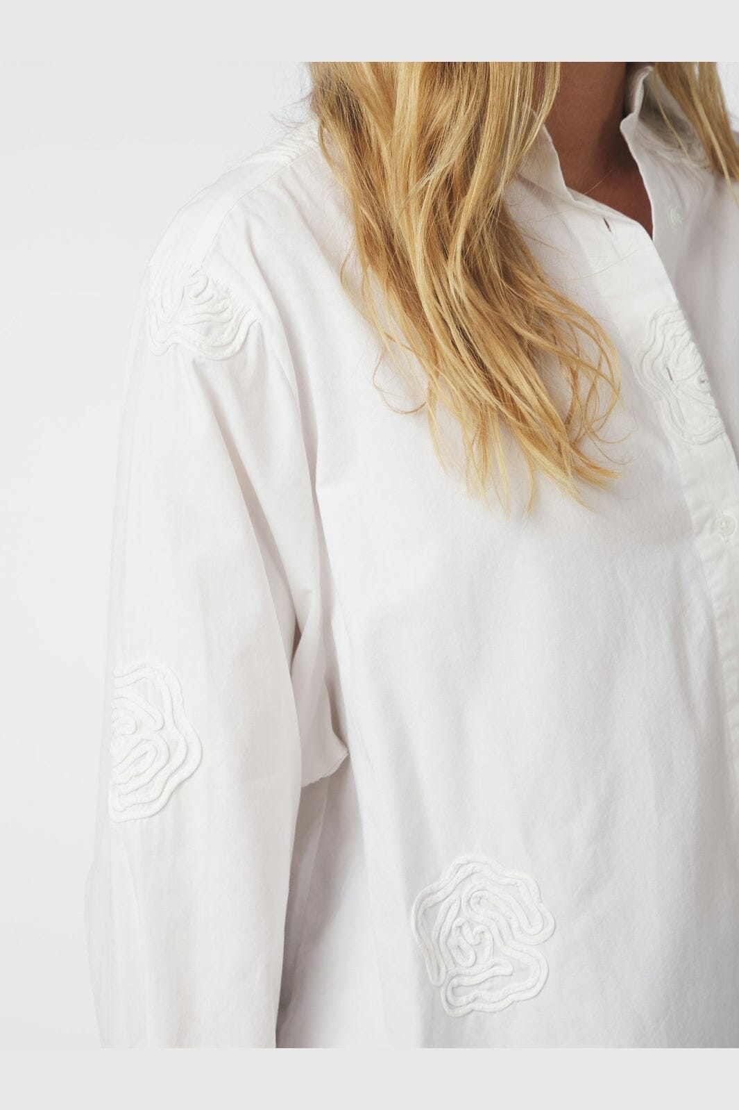 Neo Noir - Dalma Dori Emb Shirt 166746 - 120 - White