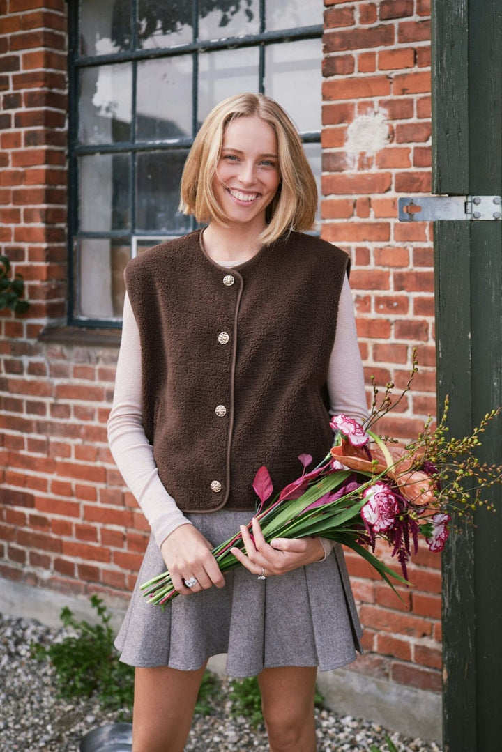 Neo Noir - Mariko Teddy Vest 164594 - 676 - Dark Brown Frakker 