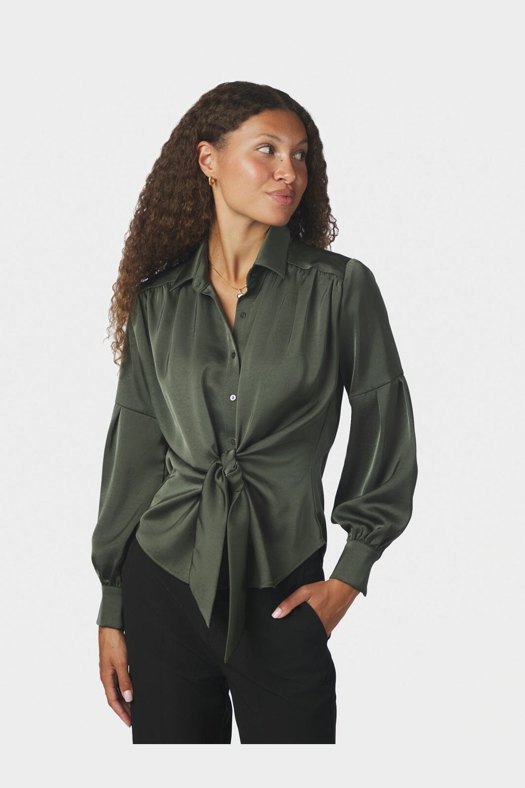 Neo Noir - Naja Satin Shirt 160801 - 591 - Deep Green