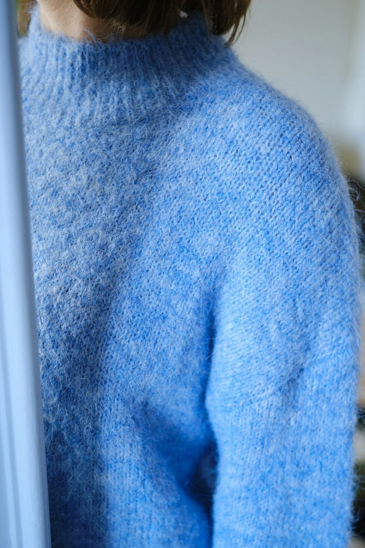 Neo Noir - Paulina Fluffy Knit Blouse 164729 - 142 - Dusty Blue Strikbluser 