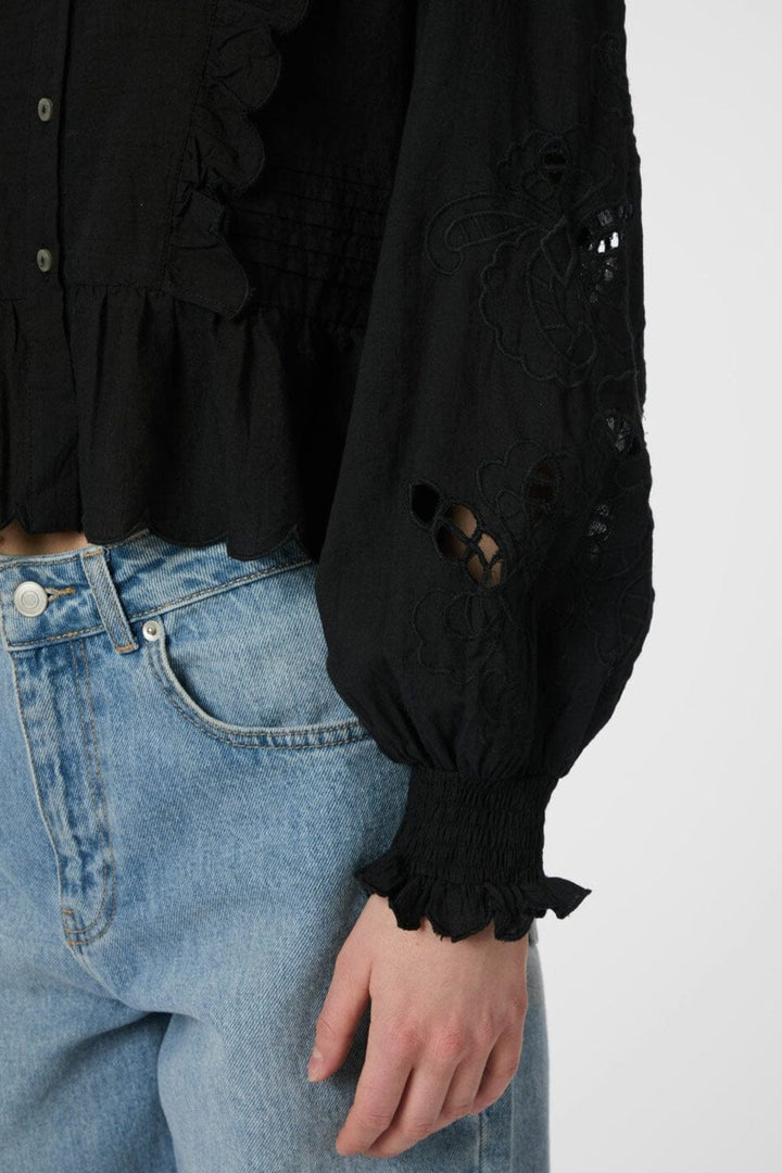 Neo Noir - Petrine Embroidery Blouse 161136 - 100 - Black