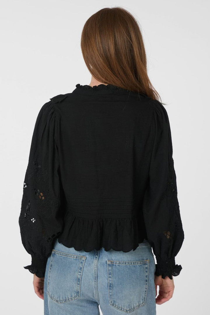 Neo Noir - Petrine Embroidery Blouse 161136 - 100 - Black