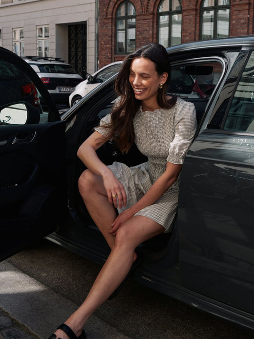 Neo Noir - Polkis Small Check Dress 164797 - 122 - Creme Kjoler 