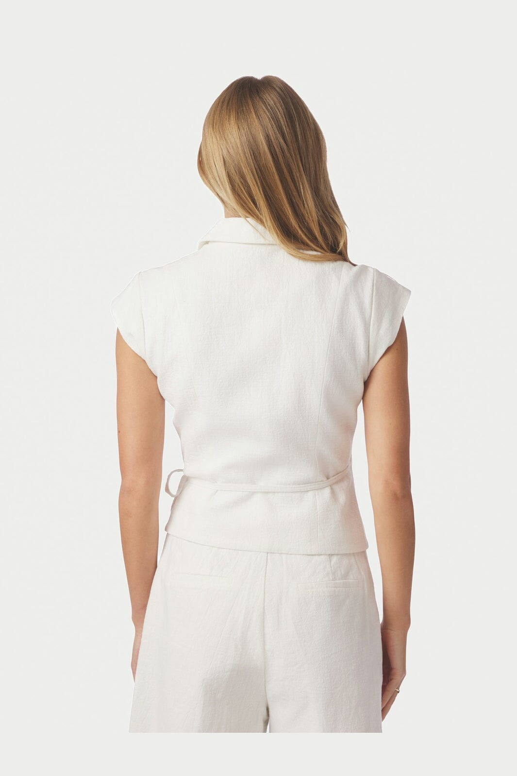 Neo Noir - Salima Ramie Waistcoat 168128 - 121 - Off White