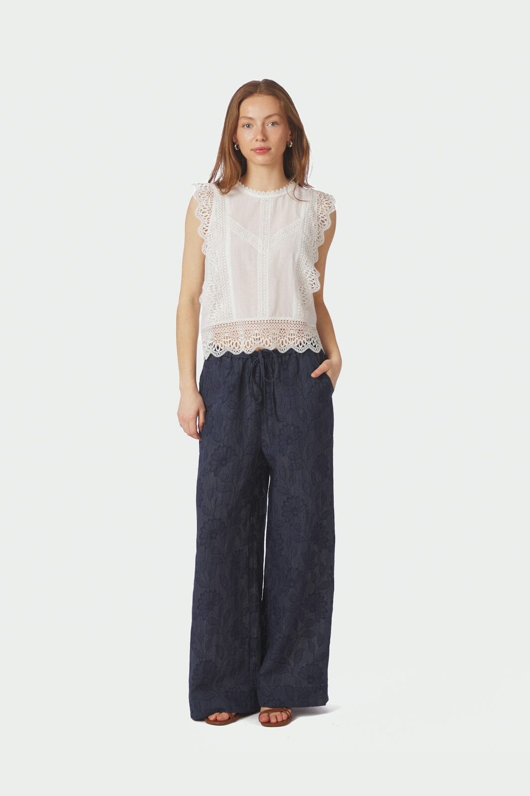 Neo Noir - Samia Lace Top 168999 - 120 - White