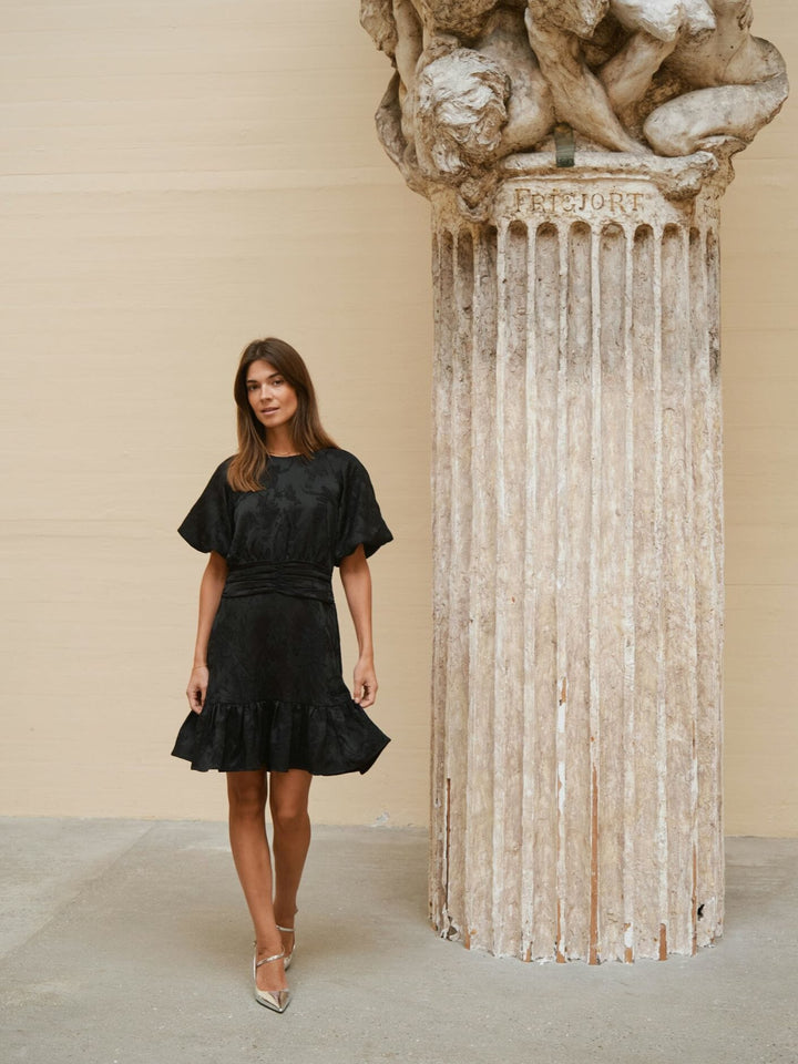 Neo Noir - Sulli Jacquard Dress 165010 - 100 - Black Kjoler 