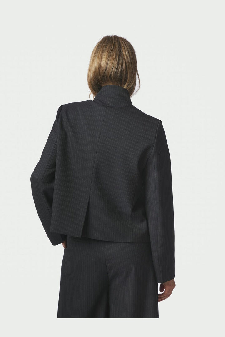 Neo Noir - Tiria Slim Pinstripe Blazer 169991 - 702 - Dark Navy