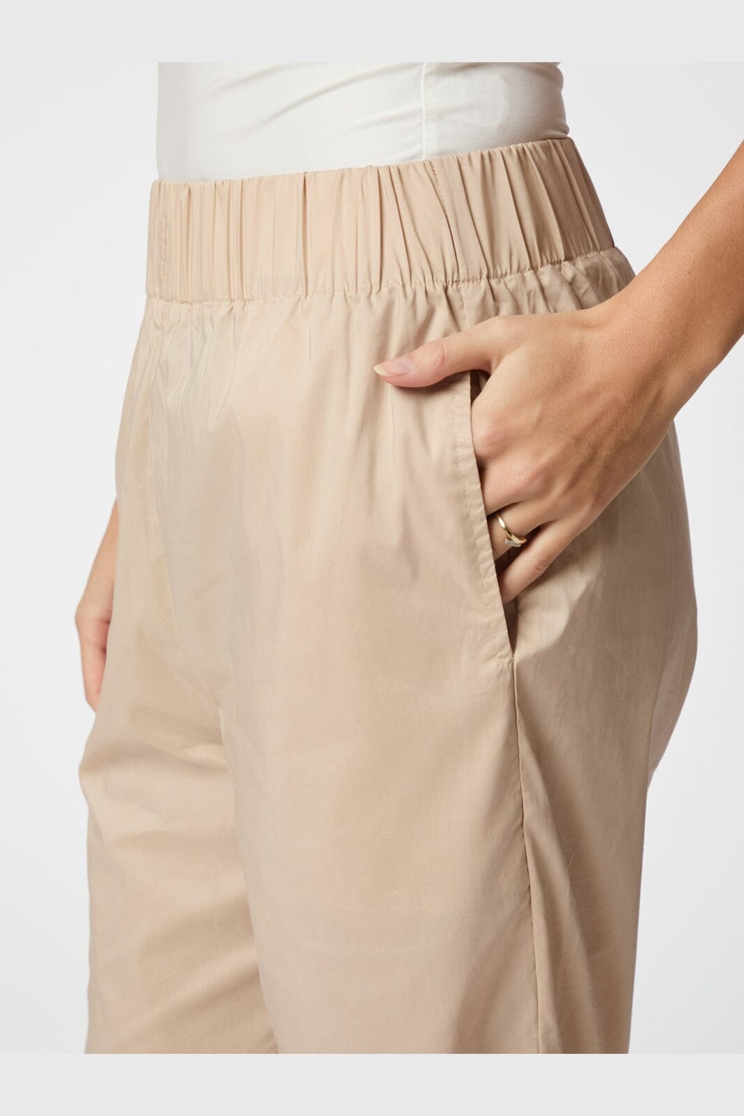 Neo Noir - Yana Poplin Pants 157270 - 125 - Dark Sand