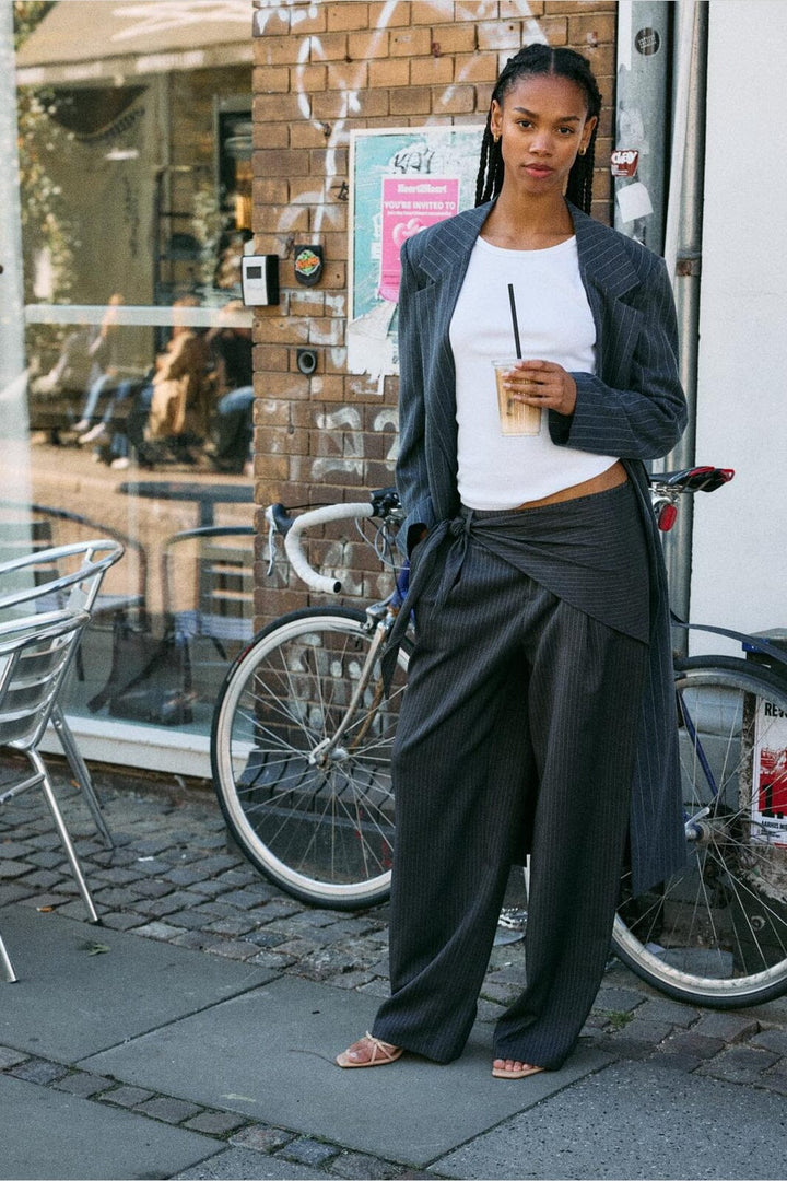 Noisy May - Nmpine Pinstripe Scarf Pant Tnt/20 - 5213288 Charcoal Gray Pinstripe