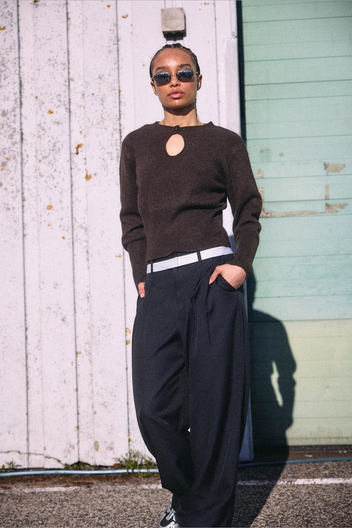 Noisy May - Nmsloan L/S O-Neck Keyhole Knit - 5138502 Chocolate Brown