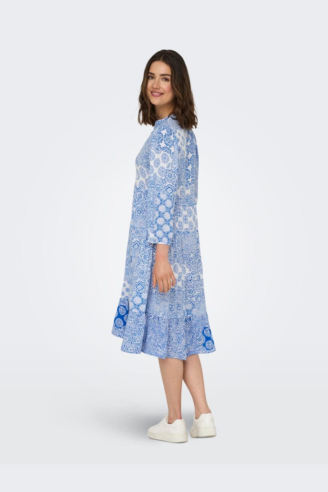 Only - Onlmilana 7/8 Dress - 4840490 Princess Blue Mix Graphic