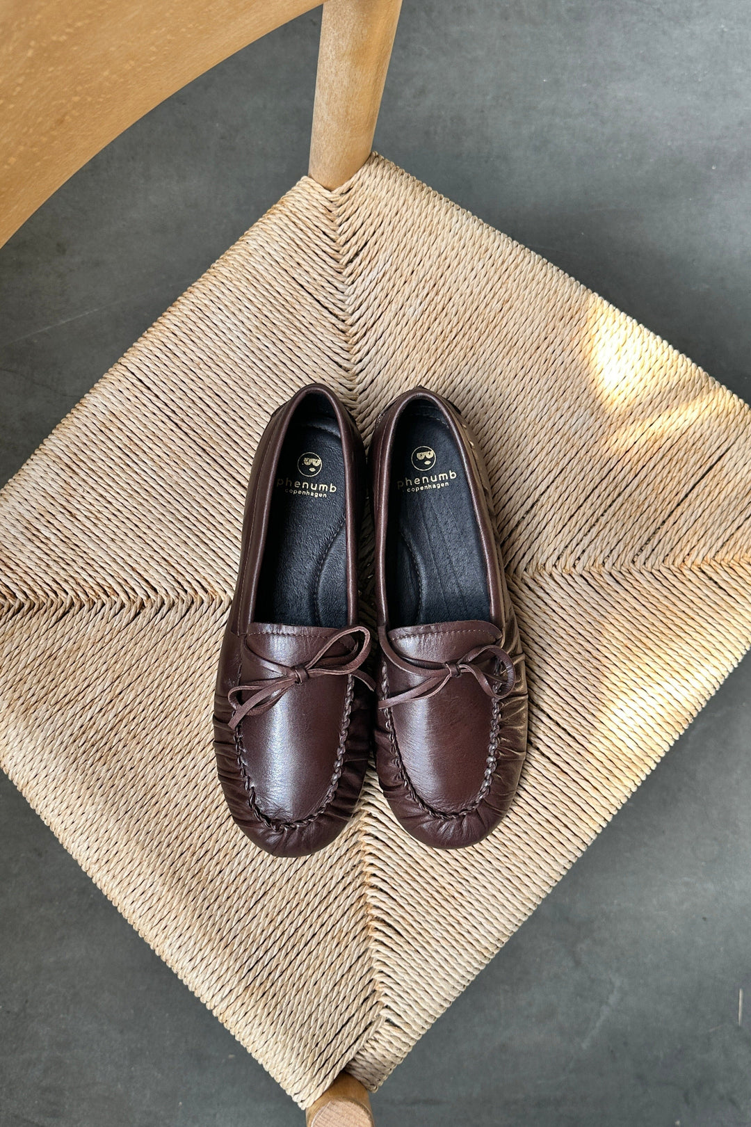 Phenumb Copenhagen - Feather Leather FEATHER - Ebony Ballerinaer 