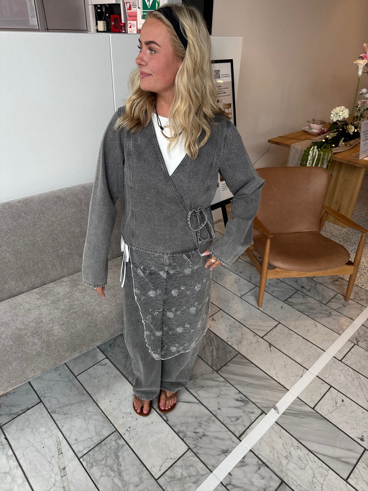 Pieces - Pcfenna Ls Denim Wrap Shirt Fsy - 4986827 Grey Denim Skjorter 