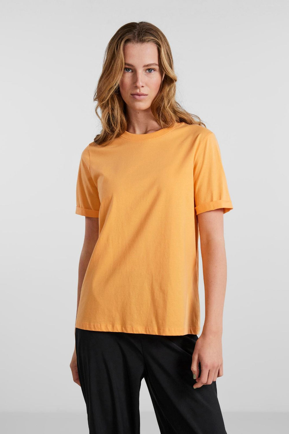 Pieces - Pcria Ss Fold Up Solid Tee Bc - Flax T-shirts 
