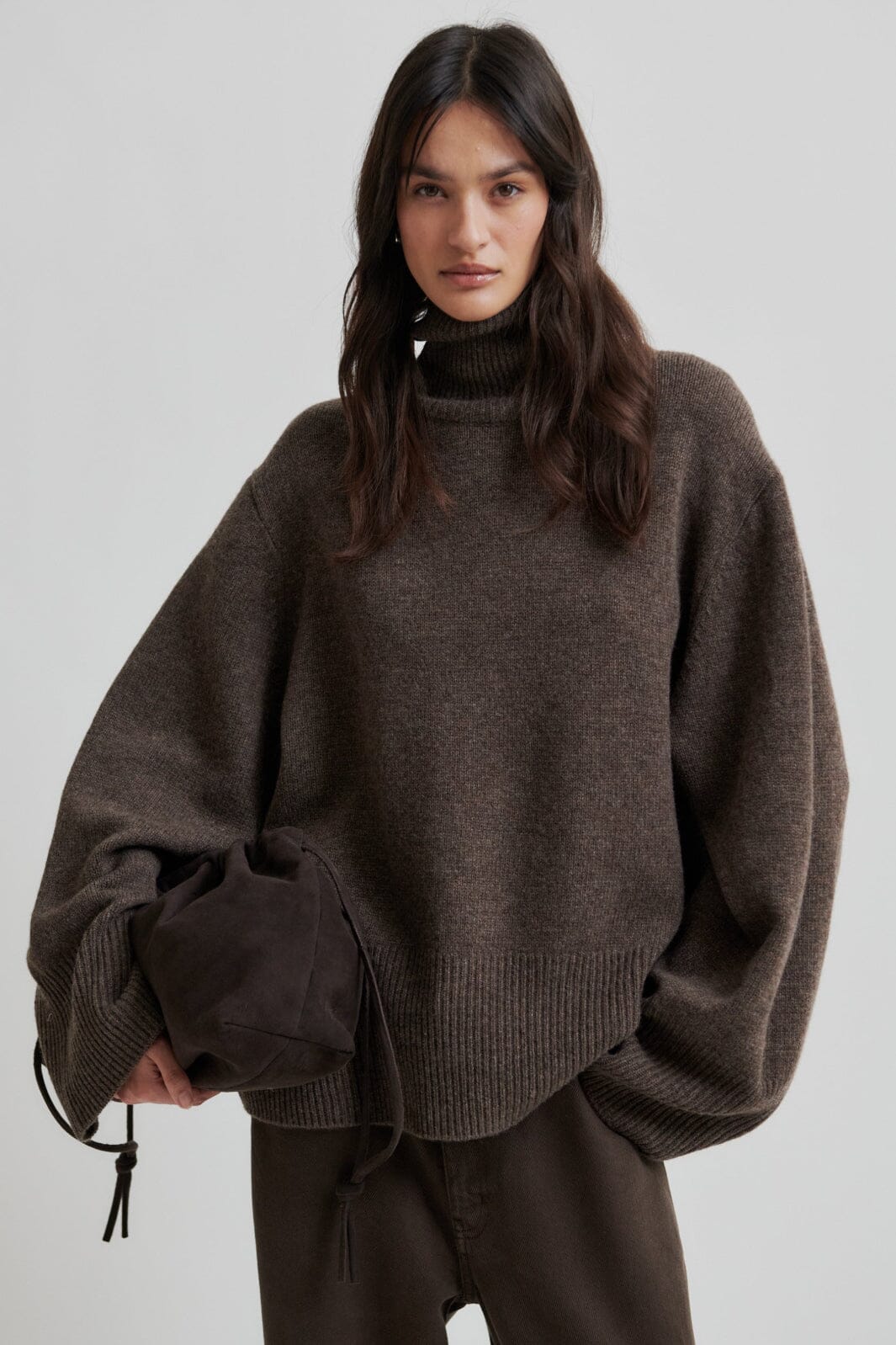 Second Female - Alpha Knit T-Neck 59195 - 6146 Dark Brown Melange Strikbluser 
