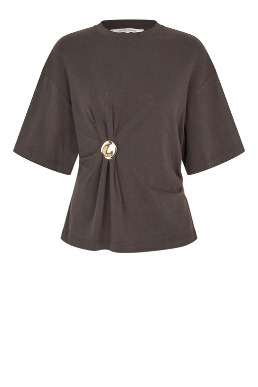 Second Female - Enora Brooch Tee 60432 - 6150 Chocolate Torte Bluser 
