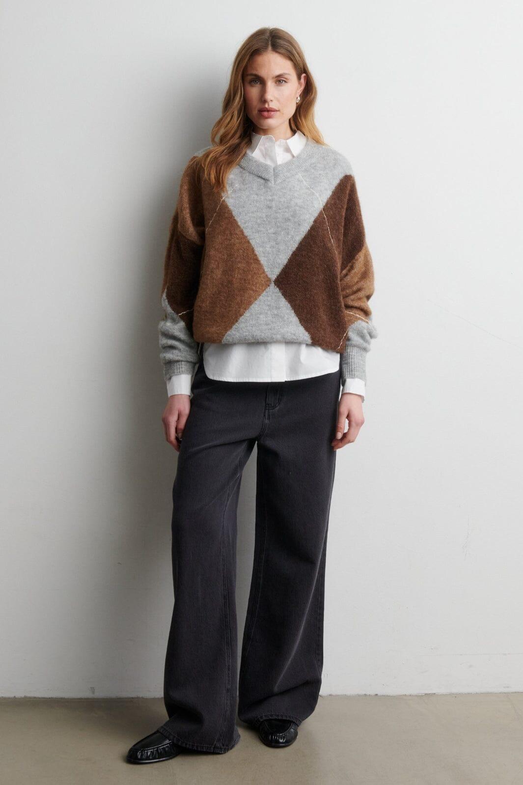 Second Female - Forca Knit V-Neck 61034 - 7001 Light Grey Melange Strikbluser 