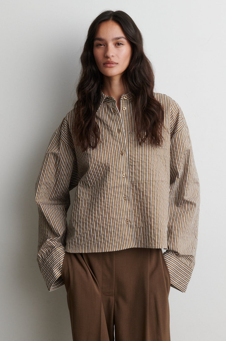 Second Female - Vena Cropped Shirt 61126 - 6016 Camel Skjorter 
