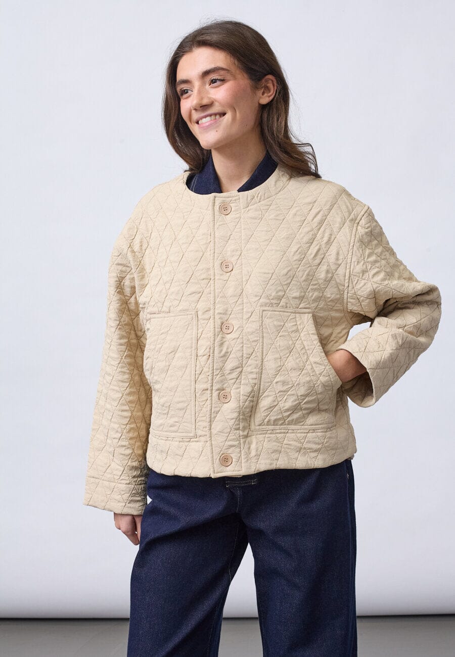 Sisters Point - Lisana-Ja 19700 - 206 - Sandstone Jakker 