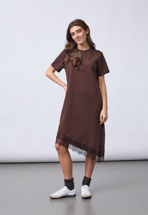 Sisters Point - Veda-Dr 19805 - 222 - D. Chocolate Kjoler 