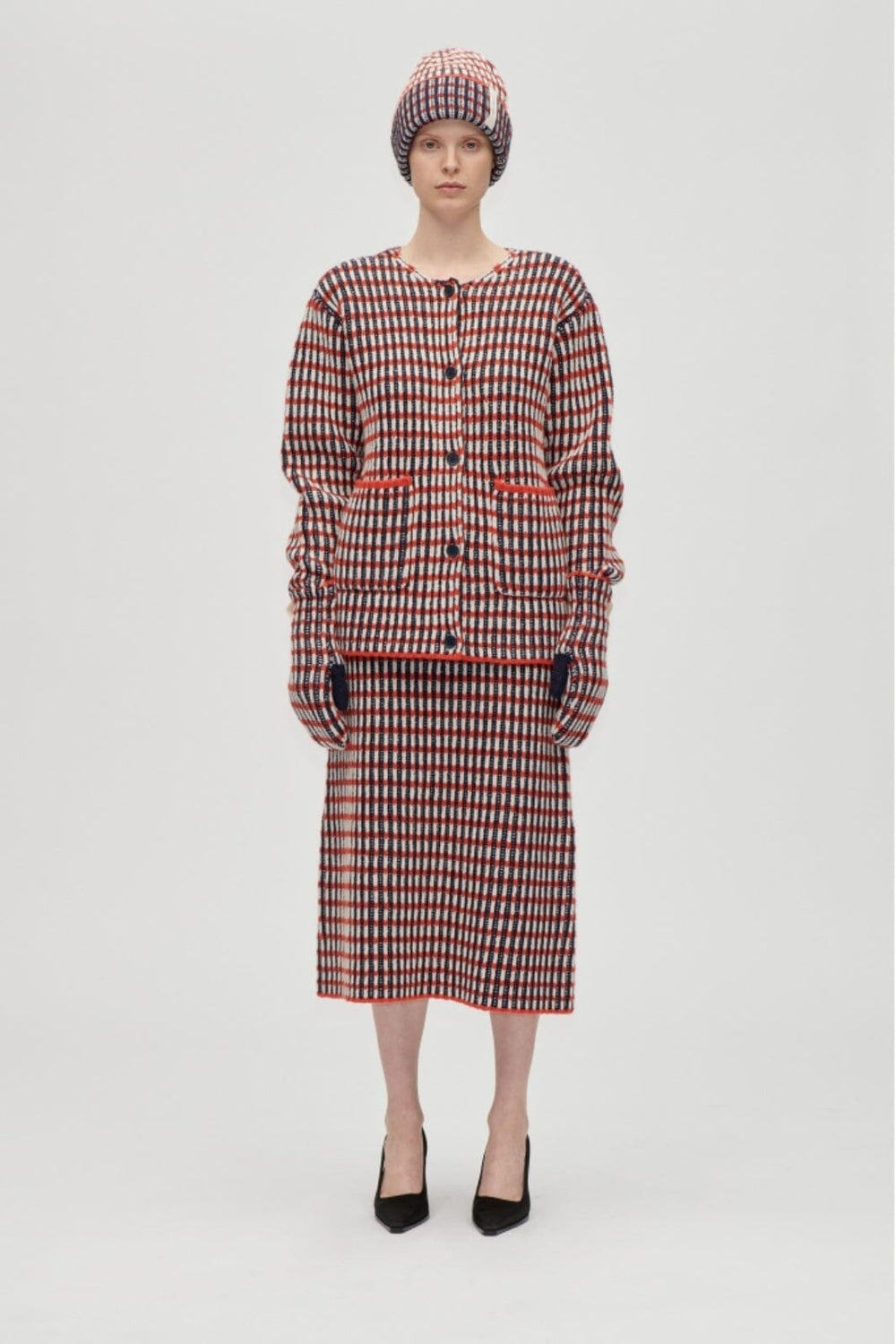 Stine Goya - 2425 Plaited Chunky Rib, Chunky Rib Beaniesg-aw25-a044-2425 - Navy / Red / Cream