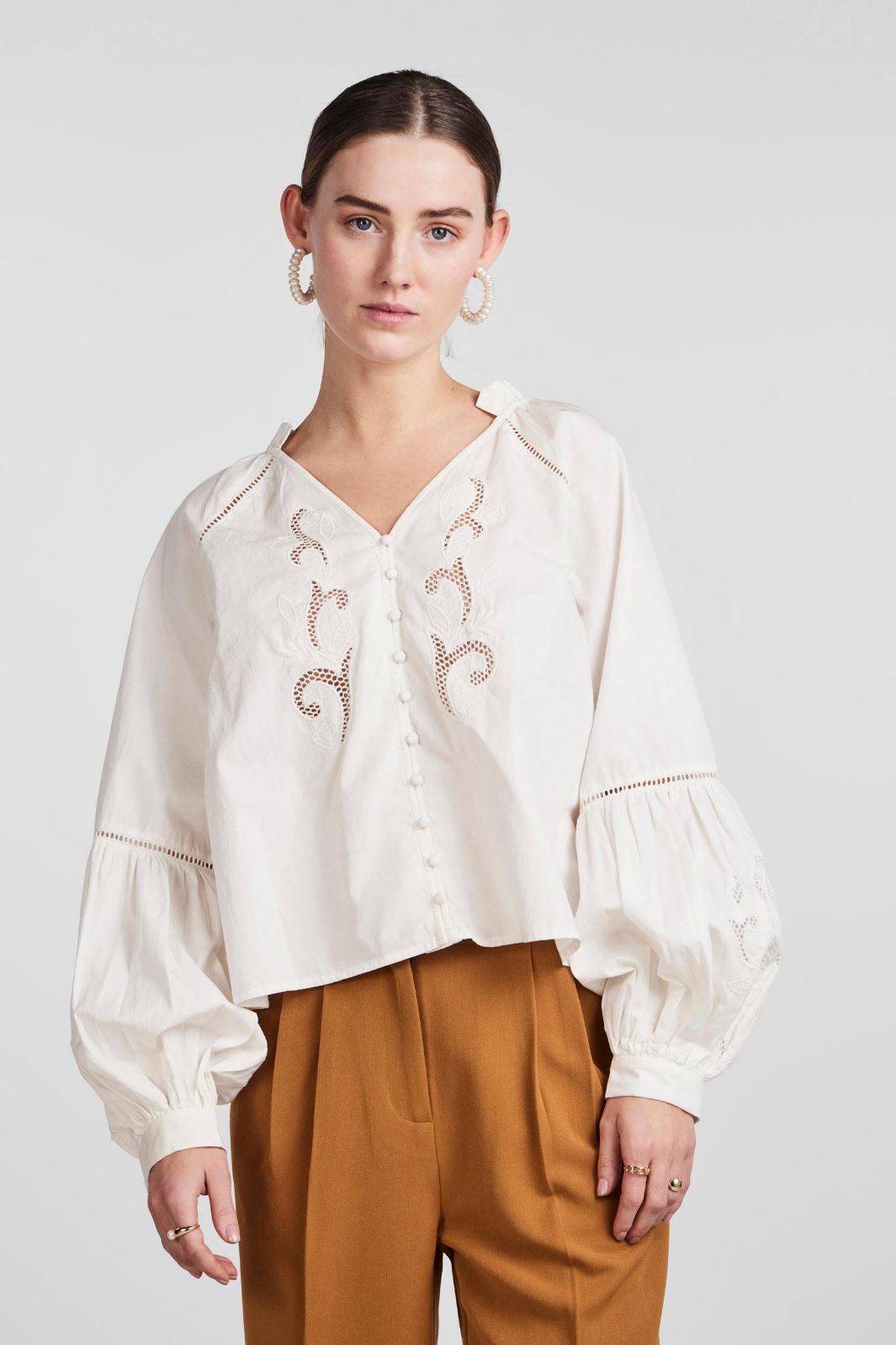 Y.A.S - Yaszimla Ls V-Neck Shirt S. - Star White Skjorter 