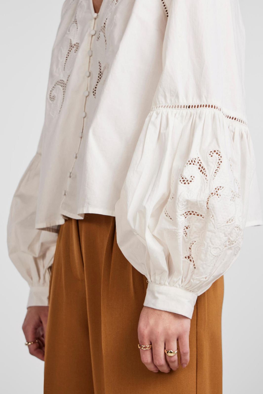 Y.A.S - Yaszimla Ls V-Neck Shirt S. - Star White Skjorter 